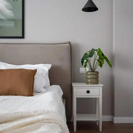 Trendy 2br On Regina Elisabeta - Balcony With Cismigiu Park Views 아파트 *