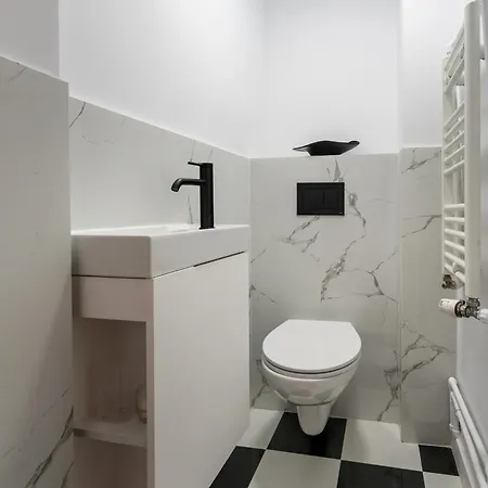 Trendy 2br On Regina Elisabeta - Balcony With Cismigiu Park Views