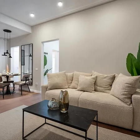 Trendy 2br On Regina Elisabeta - Balcony With Cismigiu Park Views *