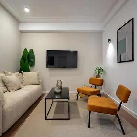 Apartment Trendy 2br On Regina Elisabeta - Balcony With Cismigiu Park Views