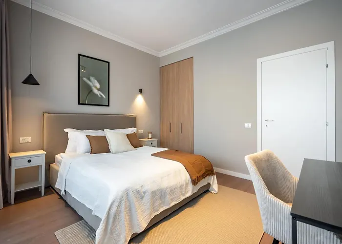 Apartmán Trendy 2br On Regina Elisabeta - Balcony With Cismigiu Park Views Bukurešť