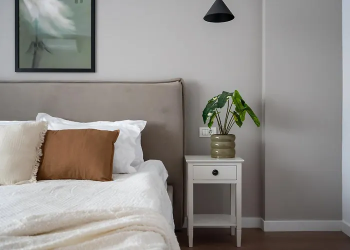 Trendy 2br On Regina Elisabeta - Balcony With Cismigiu Park Views شقة *