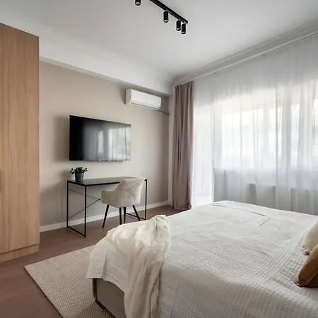 Apartament Trendy 2br On Regina Elisabeta - Balcony With Cismigiu Park Views Bukareszt