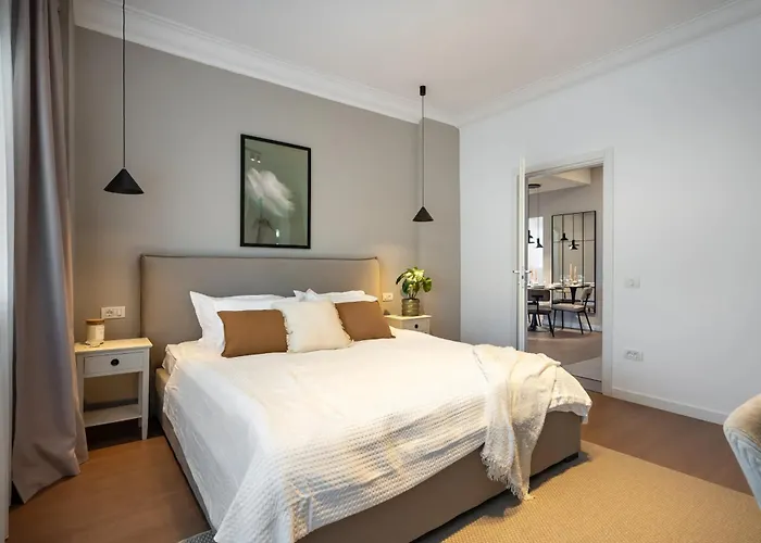 公寓 Trendy 2br On Regina Elisabeta - Balcony With Cismigiu Park Views